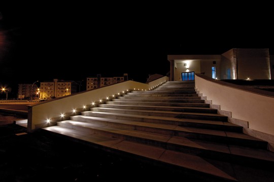 osvetleni venkovniho schodiste
